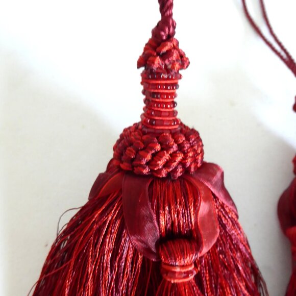 NEW 5” DECORATIVE ACCENT RED BURGUNDY BEADED CORD RIBBON TASSEL SET - Picture 5 of 7
